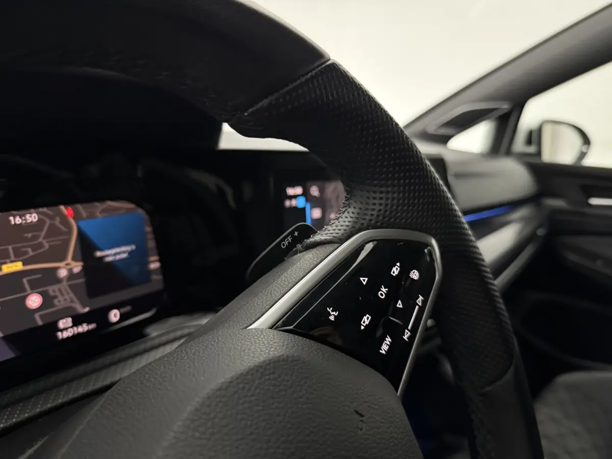 1.5 eTSI R-Line | Virtual | Sfeer | H/K | IQ-Lights | Camera | Cruise | Carplay | Parkeersens. | NAP