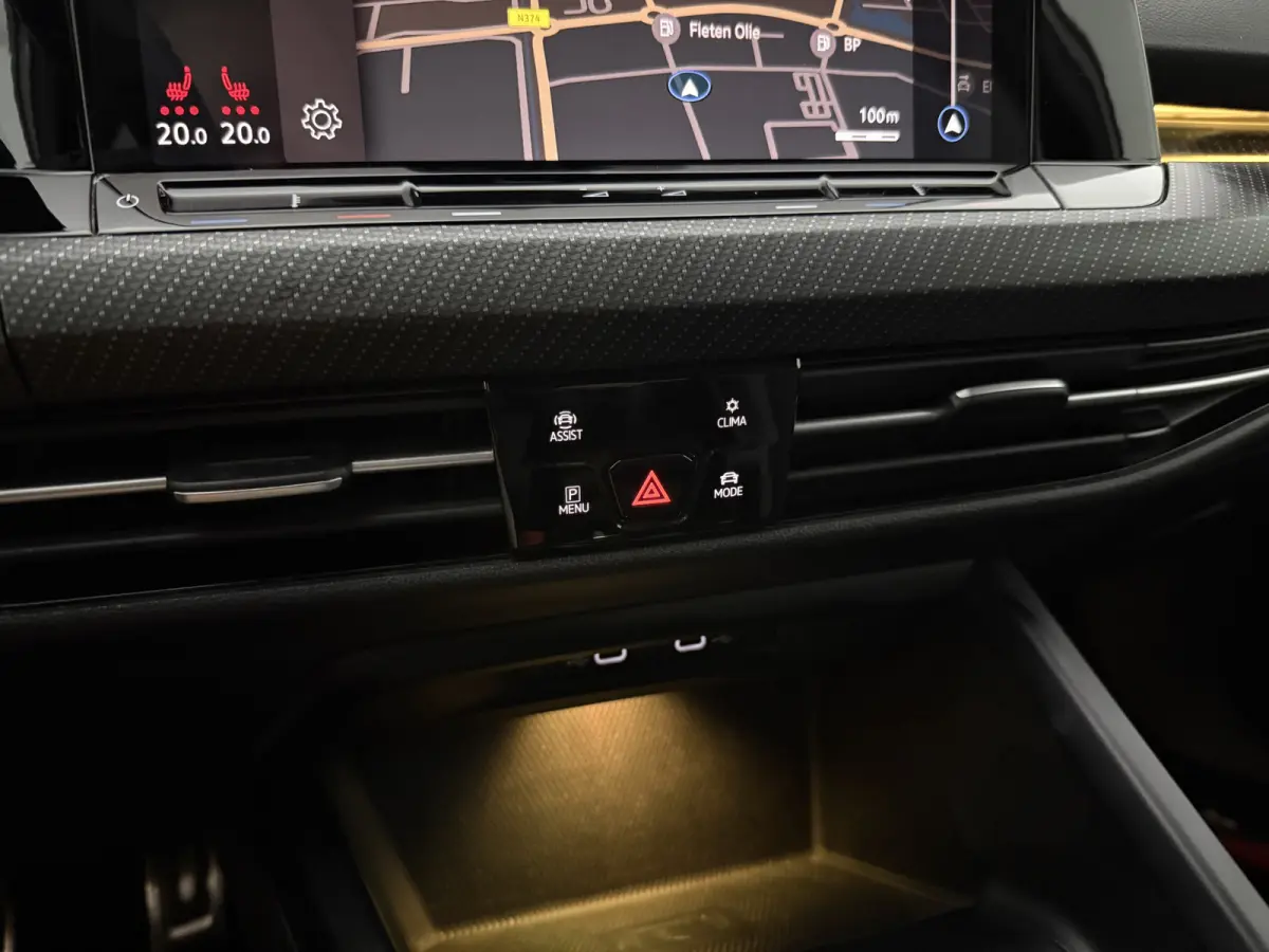 1.5 eTSI R-Line | Virtual | Sfeer | H/K | IQ-Lights | Camera | Cruise | Carplay | Parkeersens. | NAP