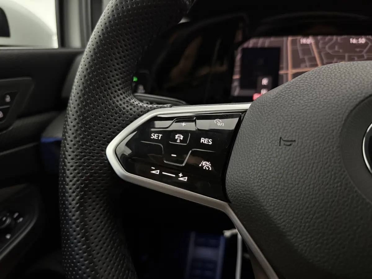 1.5 eTSI R-Line | Virtual | Sfeer | H/K | IQ-Lights | Camera | Cruise | Carplay | Parkeersens. | NAP