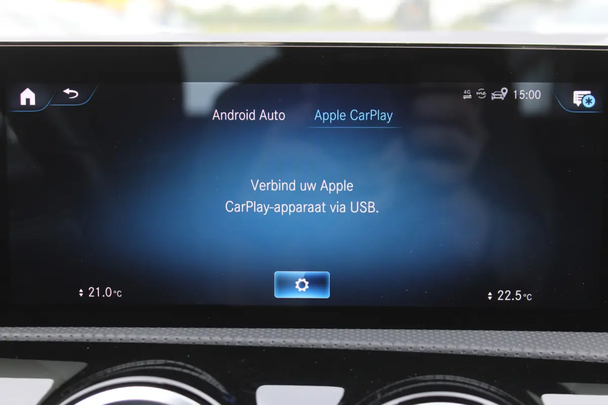 180 AUT7 Luxury Line LEDER SFEER CARPLAY