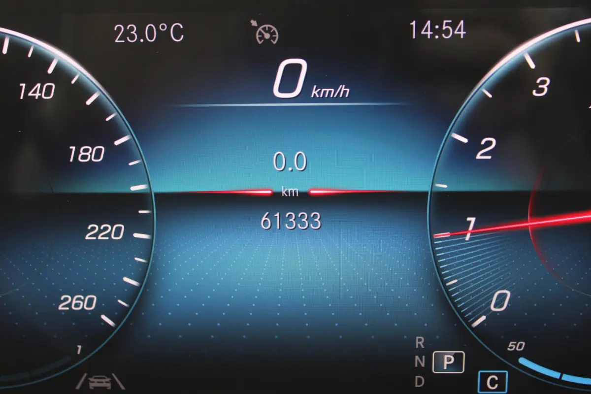 180 AUT7 Luxury Line LEDER SFEER CARPLAY