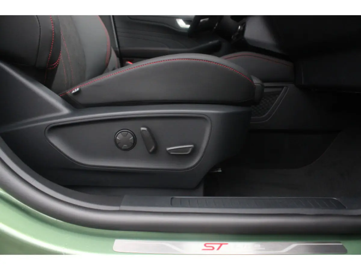 2.5 PHEV ST-Line X | Trekhaak | Panoramadak | Matrix LED | Black-Pack