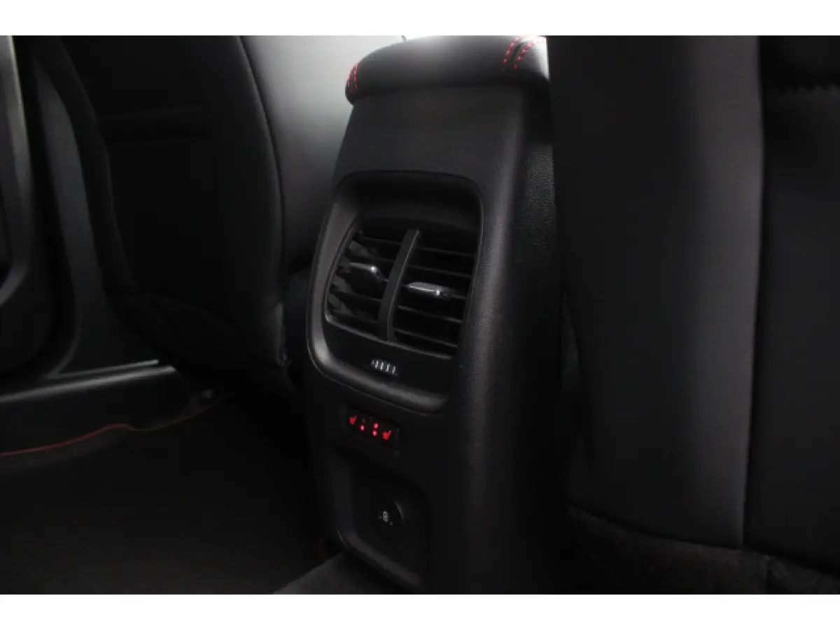 2.5 PHEV ST-Line X | Trekhaak | Panoramadak | Matrix LED | Black-Pack
