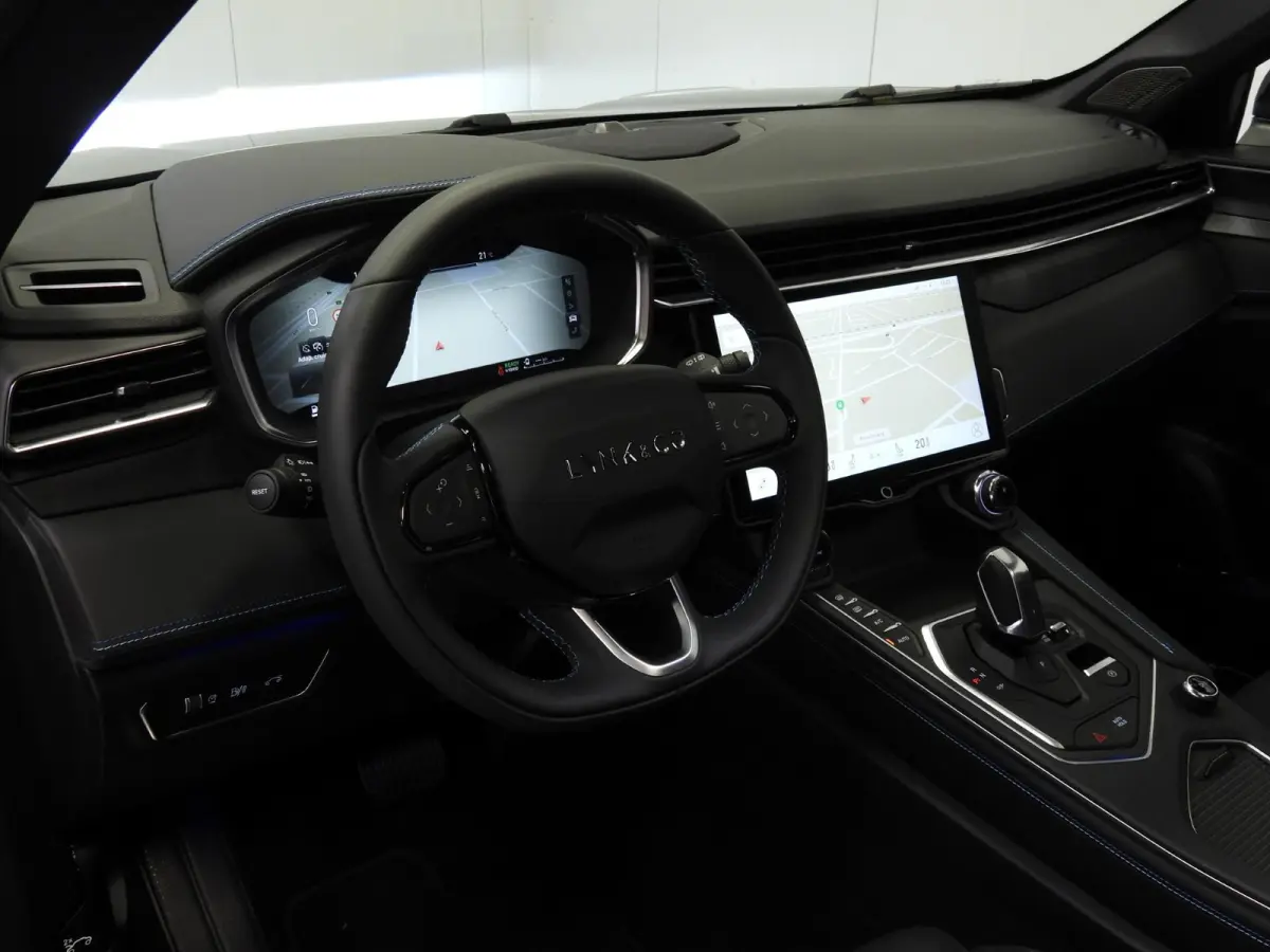 1.5 PHEV BlackLine TREKH./NAVI/360CAM/SCHUIFDAK/LED/20"LMV!