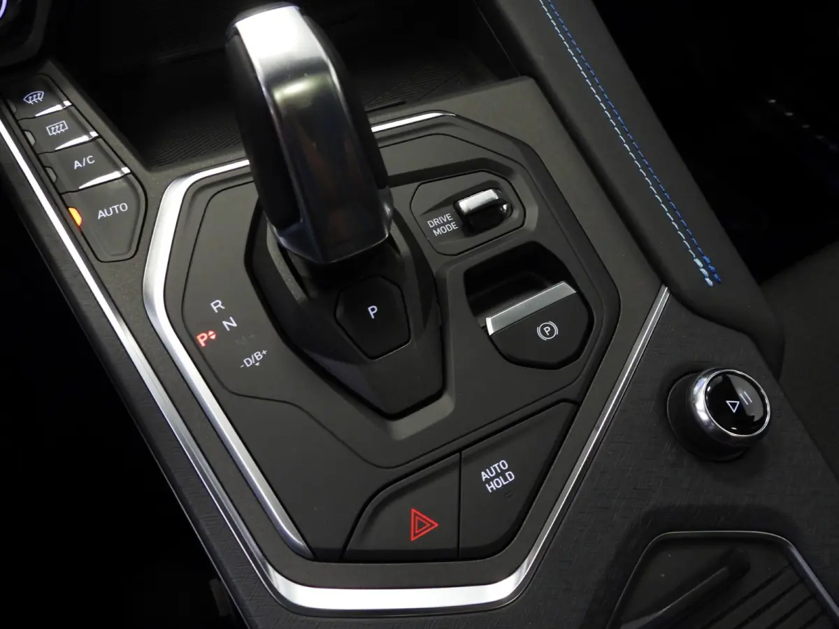 1.5 PHEV BlackLine TREKH./NAVI/360CAM/SCHUIFDAK/LED/20"LMV!