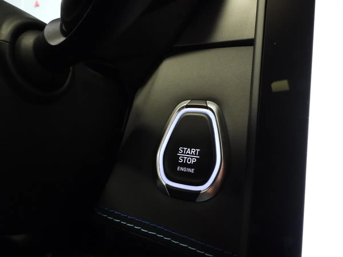 1.5 PHEV BlackLine TREKH./NAVI/360CAM/SCHUIFDAK/LED/20"LMV!