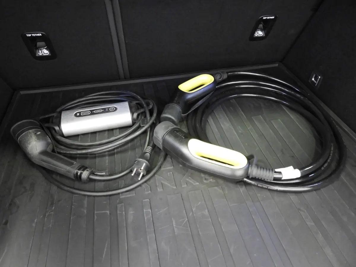 1.5 PHEV BlackLine TREKH./NAVI/360CAM/SCHUIFDAK/LED/20"LMV!