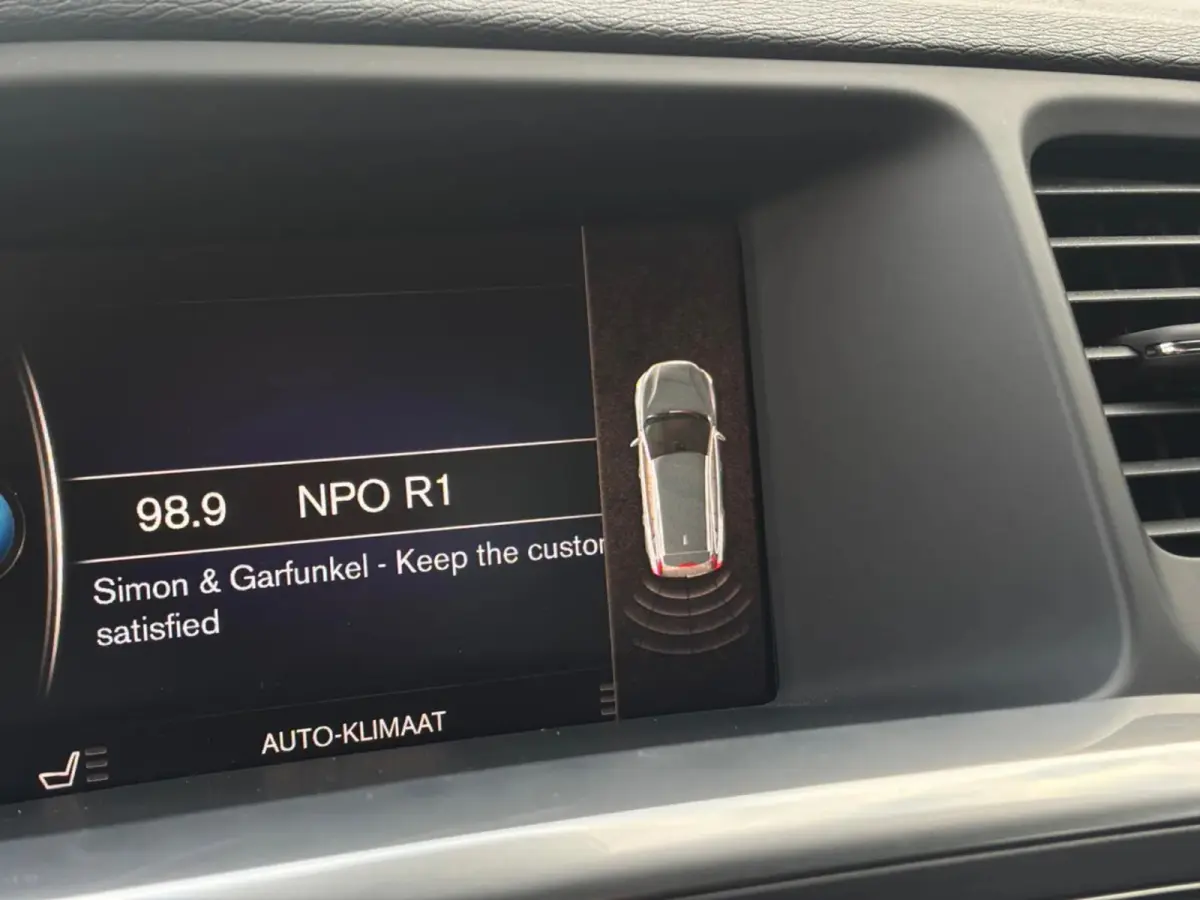 1.5 T3 Nordic+ R-Design (NL-auto, Goed OndH, Navi, StoelV, Trekhaak, Cruise Con, Climate Con, Etc)