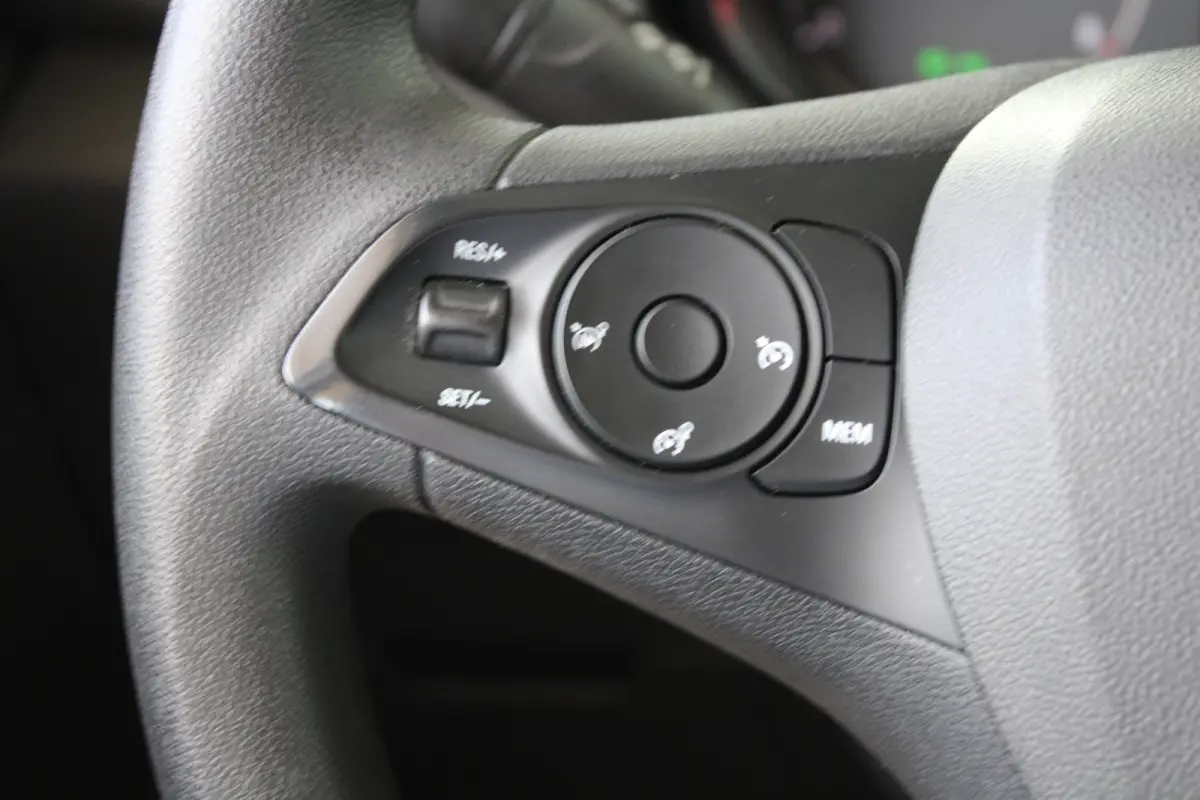 1.2 Turbo Online Edition | Parkeersensoren voor & achter | Navigatiesysteem | Apple carplay & Android auto |