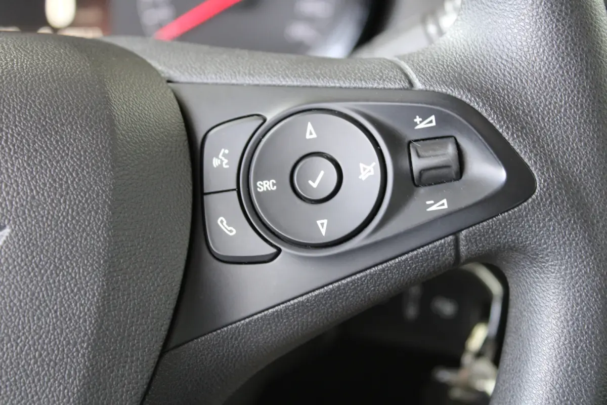1.2 Turbo Online Edition | Parkeersensoren voor & achter | Navigatiesysteem | Apple carplay & Android auto |