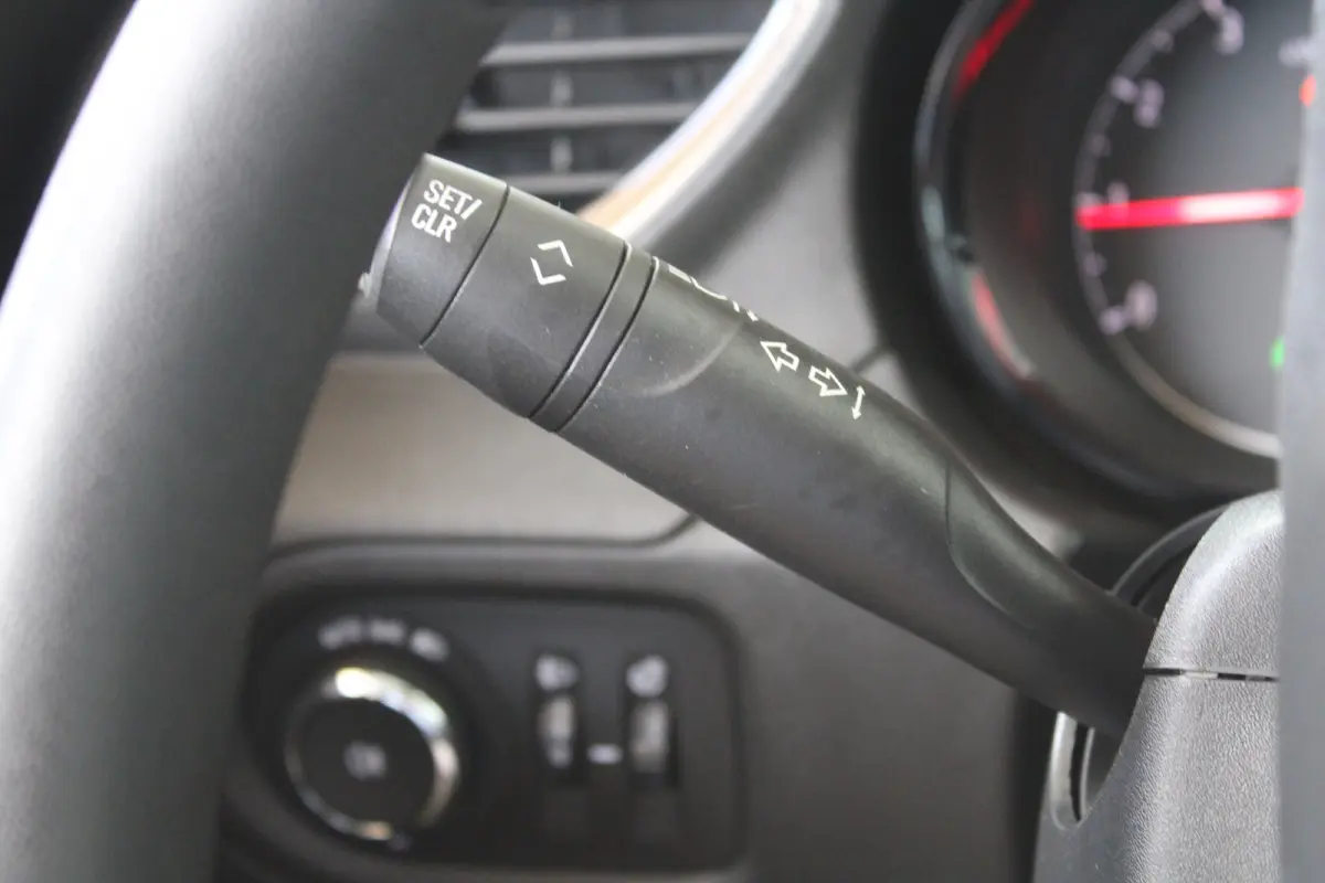 1.2 Turbo Online Edition | Parkeersensoren voor & achter | Navigatiesysteem | Apple carplay & Android auto |