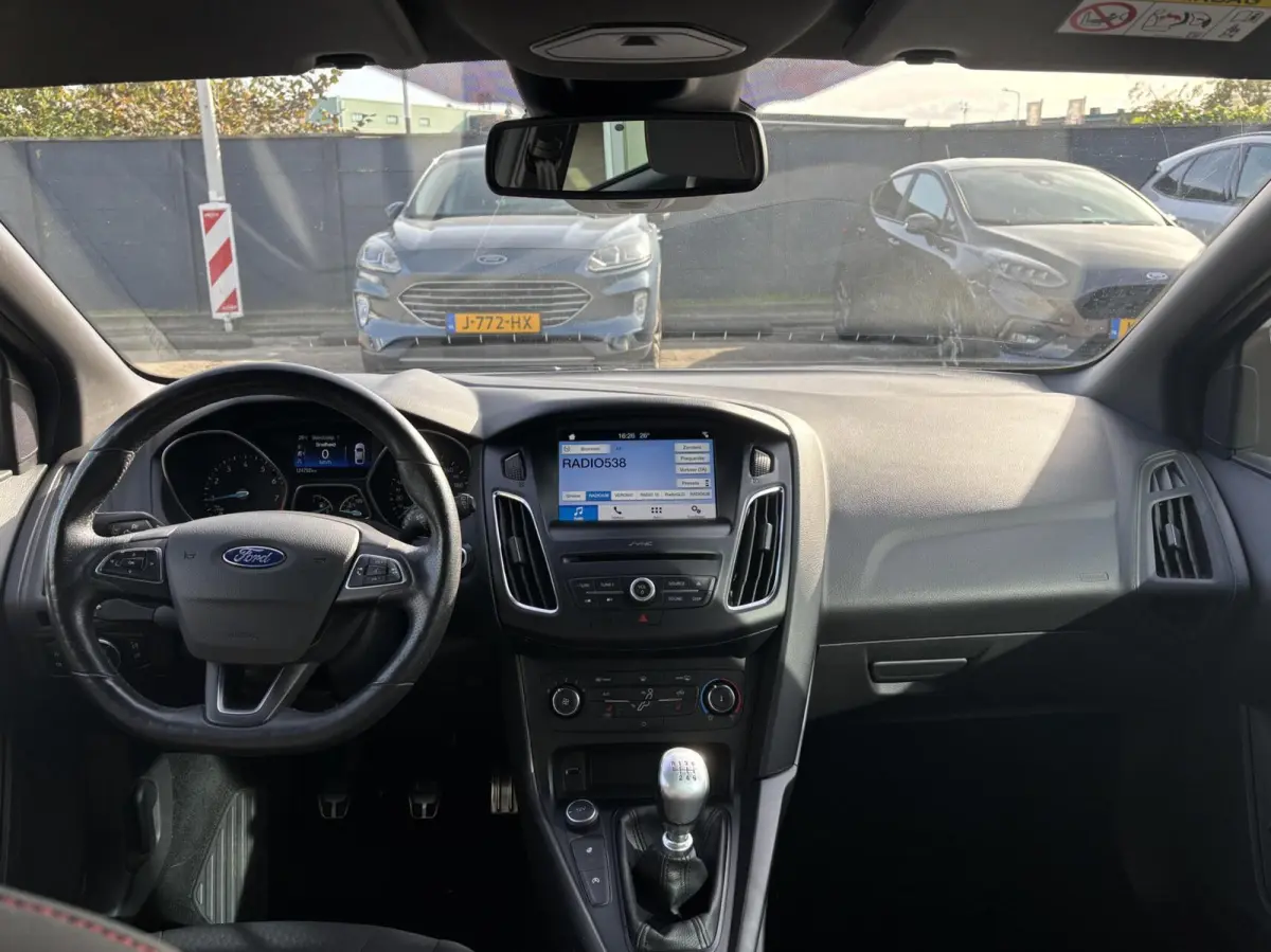 1.0 ST-Line 125PK Distributieriem is Vervangen!! Afn. Trekhaak Winterpack Camera Cruise Carplay-Navi Privacy Glass *Sportief*