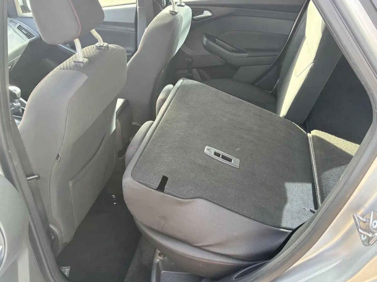 1.0 ST-Line 125PK Distributieriem is Vervangen!! Afn. Trekhaak Winterpack Camera Cruise Carplay-Navi Privacy Glass *Sportief*