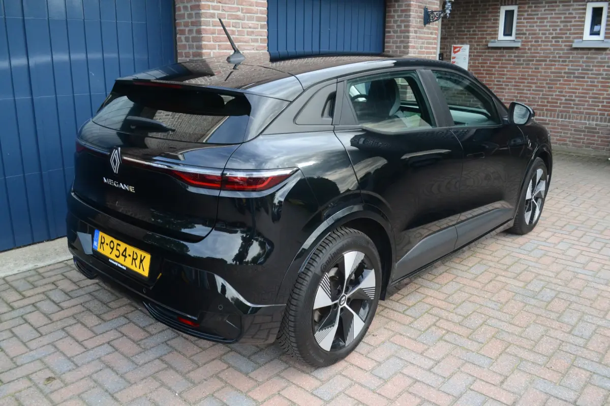 EV60 Optimum Charge Evolution | 94% SOH | Camera | Warmtepomp | Stoel/Stuurverwarming | Keyless | Android Automotive