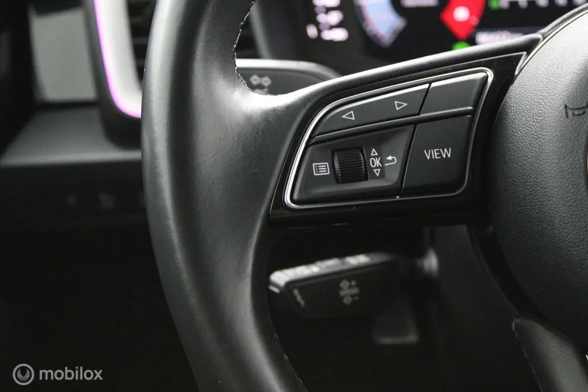 40 TFSI S line | APPLE CARPLAY | STOELVERWARMING | DIGITAL COCKPIT | KEYLESS