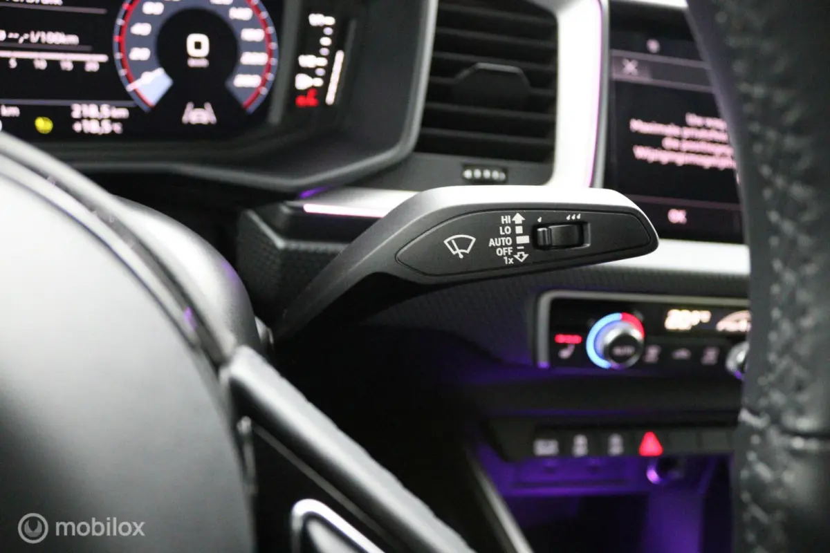 40 TFSI S line | APPLE CARPLAY | STOELVERWARMING | DIGITAL COCKPIT | KEYLESS
