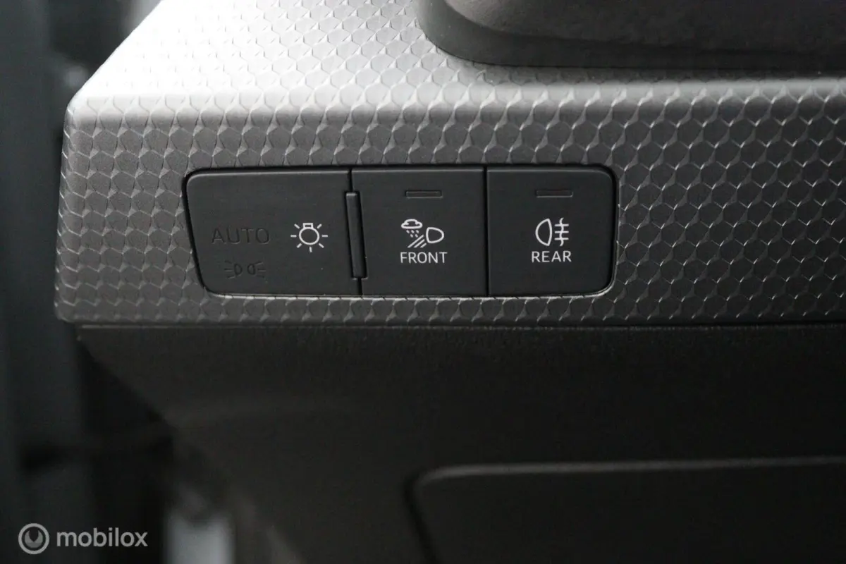 40 TFSI S line | APPLE CARPLAY | STOELVERWARMING | DIGITAL COCKPIT | KEYLESS