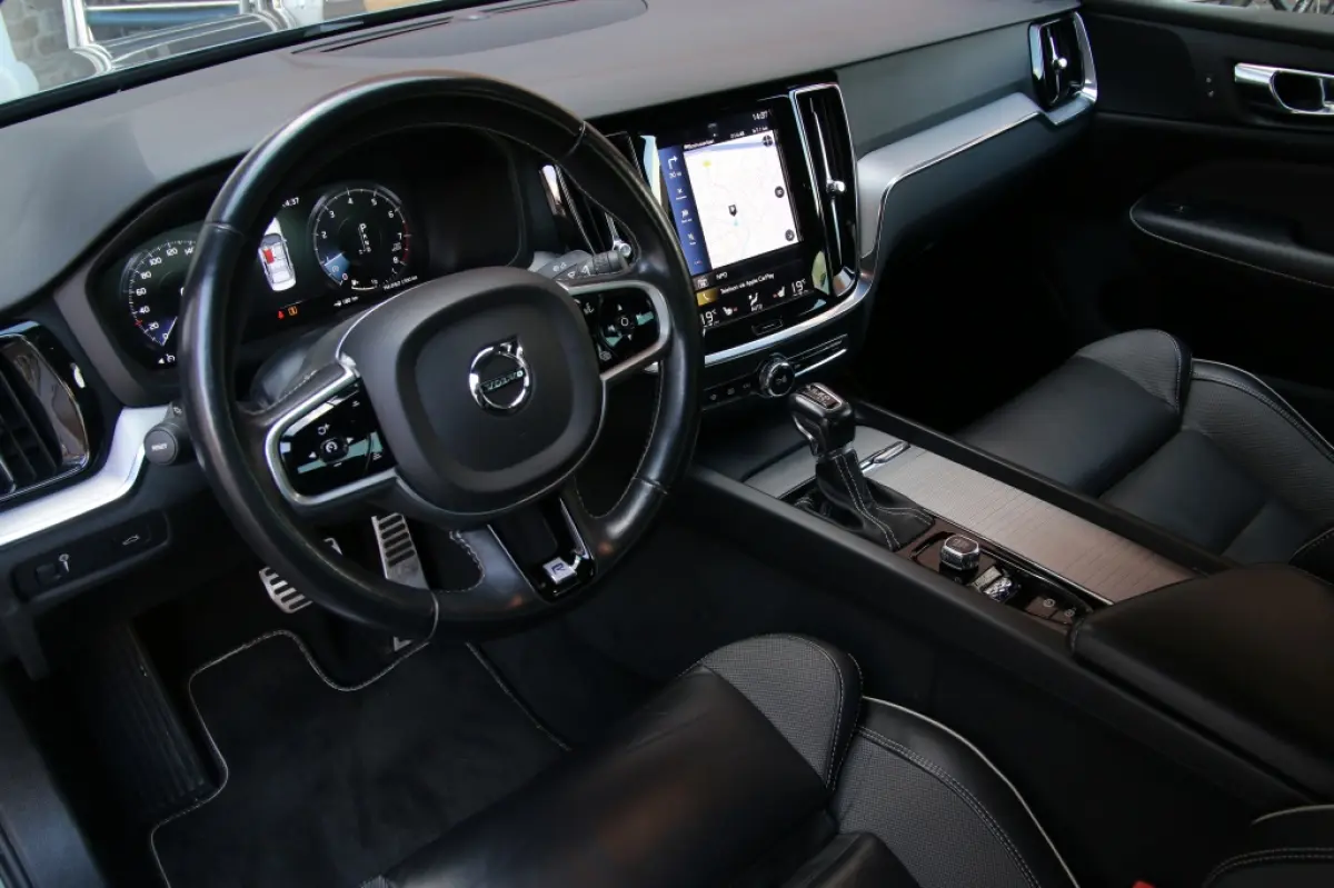 2.0 T4 R-Design Polestar engineered