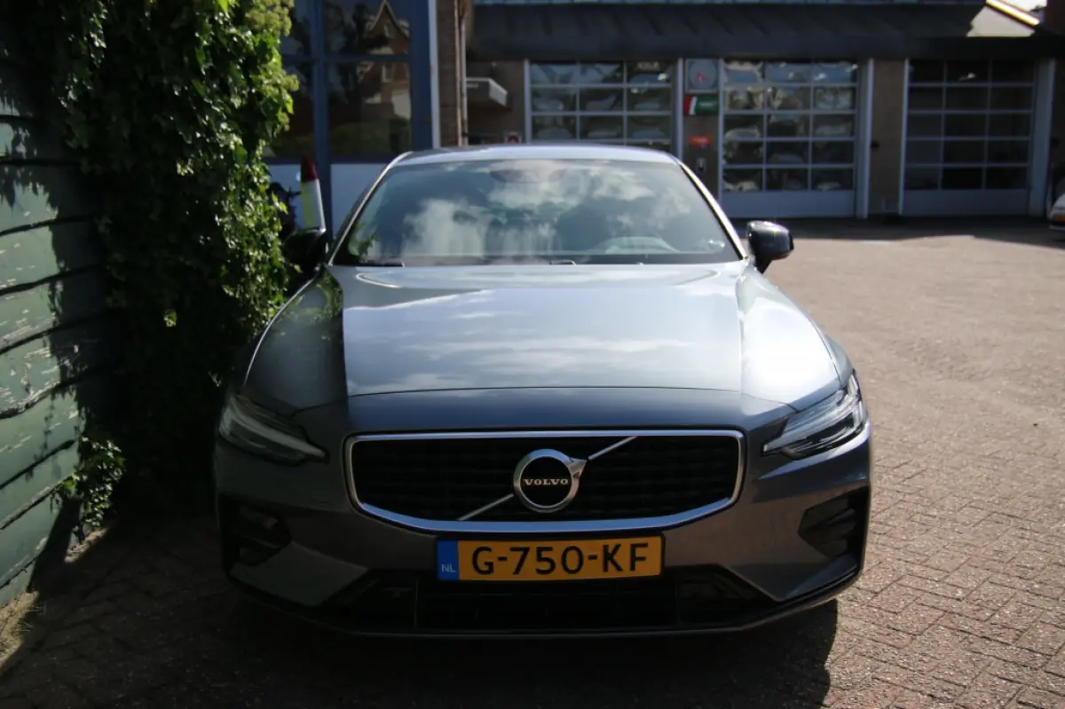 2.0 T4 R-Design Polestar engineered