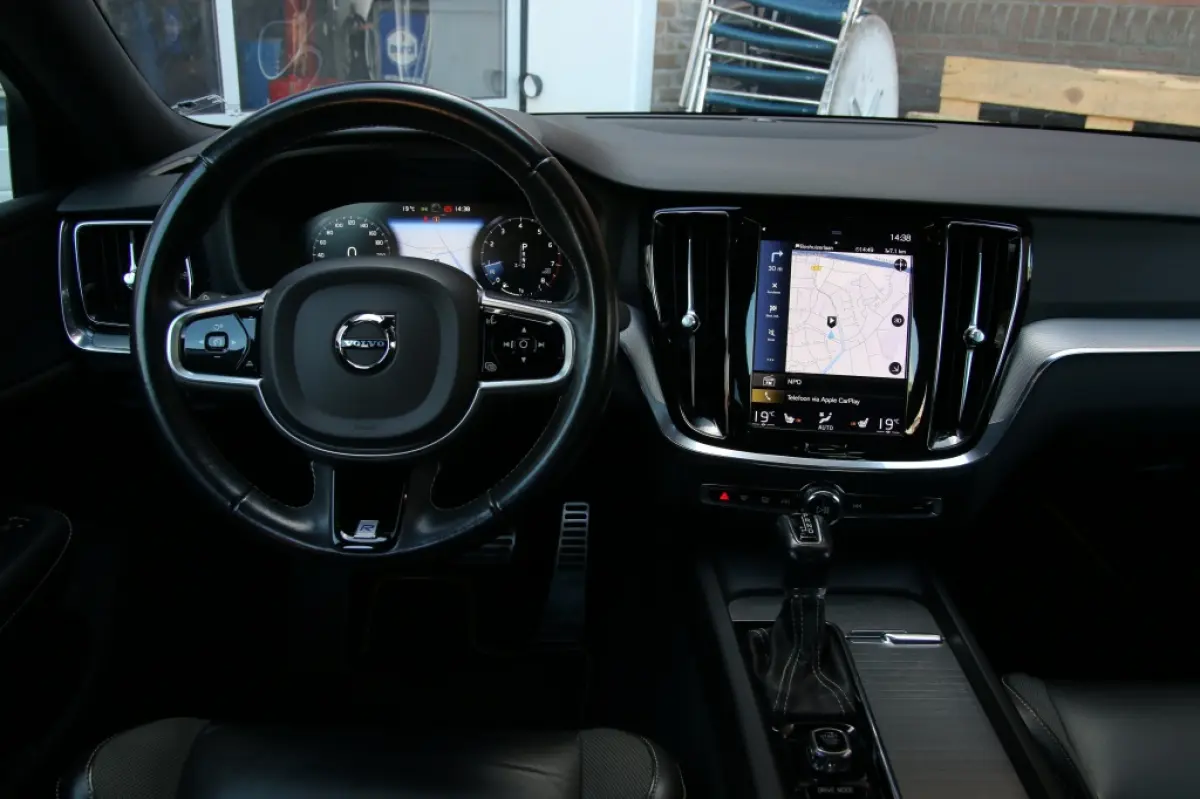 2.0 T4 R-Design Polestar engineered
