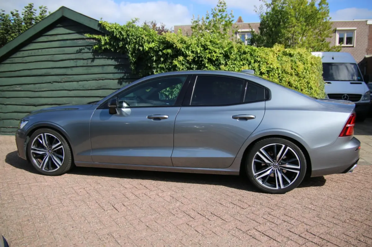 2.0 T4 R-Design Polestar engineered