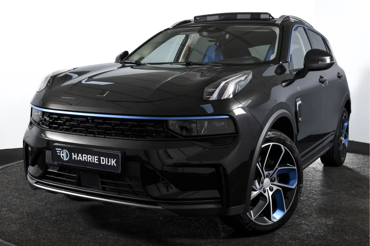 1.5 PHEV 261PK MY22 | 7.4 kWh Boordlader | 360 Camera |S/K-panodak | Adapt. Cruise | Memory | Elek. klep | LM 20" | 7184