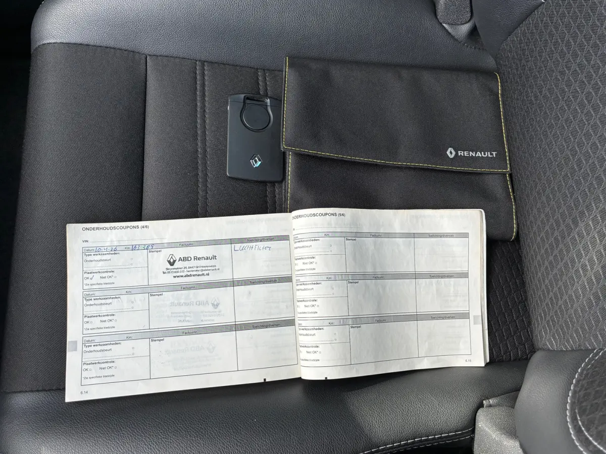 1.2 TCe Bose | Leder + Navi + Clima + Cruise nu €5.975,-!!