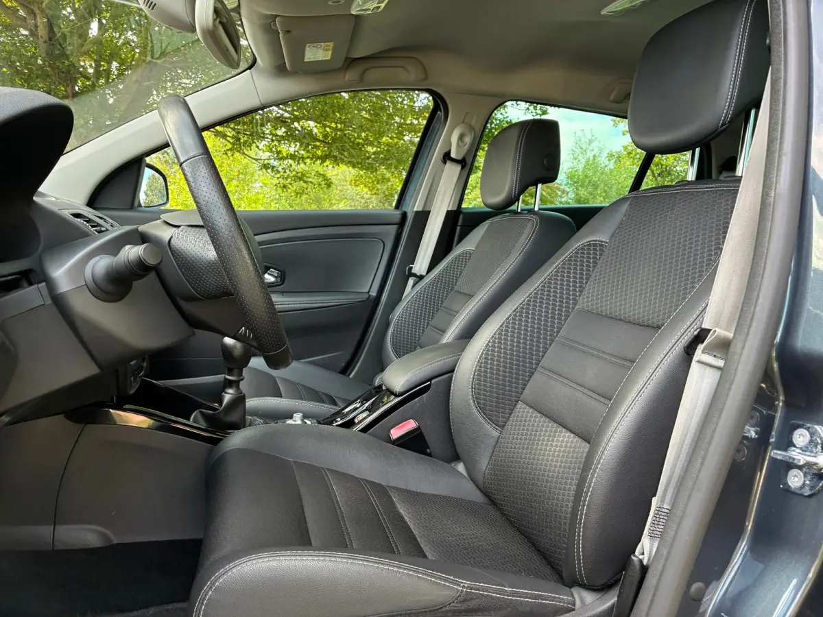 1.2 TCe Bose | Leder + Navi + Clima + Cruise nu €5.975,-!!