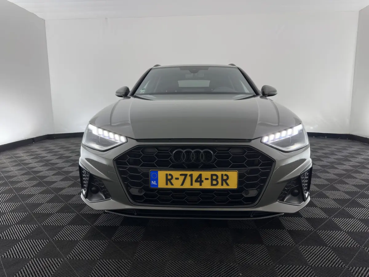 40 TFSI S edition (INCL.BTW) Aut. *LEATHER-MICROFIBRE | FULL-LED | HEATED-SPORTSEATS | KEYLESS | DIGI-COCKPIT | AMBIENT-LIGHT | NAVI-FULLMAP | PRIVACY-GLASS | SHIFT-PADDLES | ECC | PDC | CRU