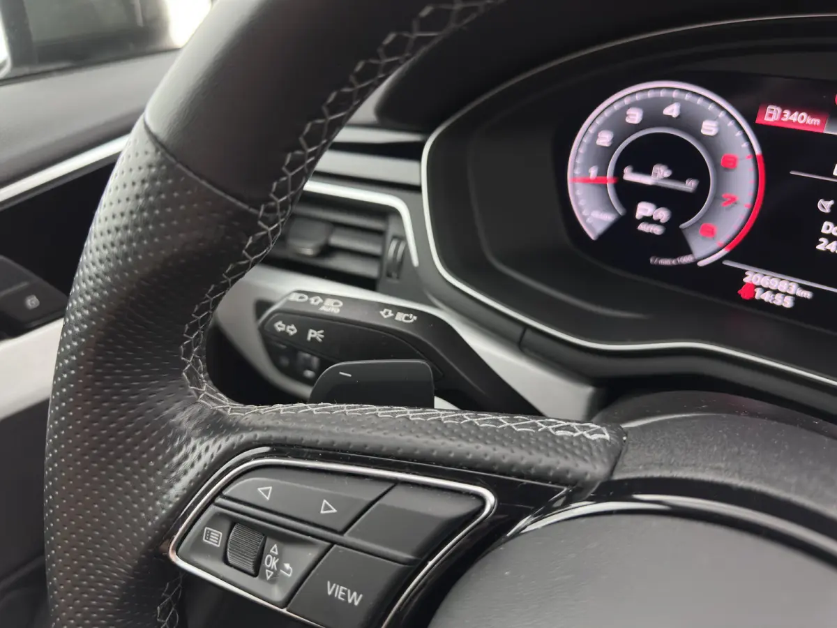 40 TFSI S edition (INCL.BTW) Aut. *LEATHER-MICROFIBRE | FULL-LED | HEATED-SPORTSEATS | KEYLESS | DIGI-COCKPIT | AMBIENT-LIGHT | NAVI-FULLMAP | PRIVACY-GLASS | SHIFT-PADDLES | ECC | PDC | CRU