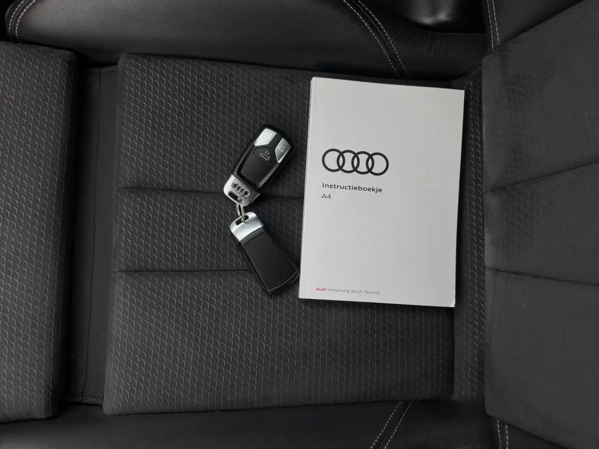 40 TFSI S edition (INCL.BTW) Aut. *LEATHER-MICROFIBRE | FULL-LED | HEATED-SPORTSEATS | KEYLESS | DIGI-COCKPIT | AMBIENT-LIGHT | NAVI-FULLMAP | PRIVACY-GLASS | SHIFT-PADDLES | ECC | PDC | CRU