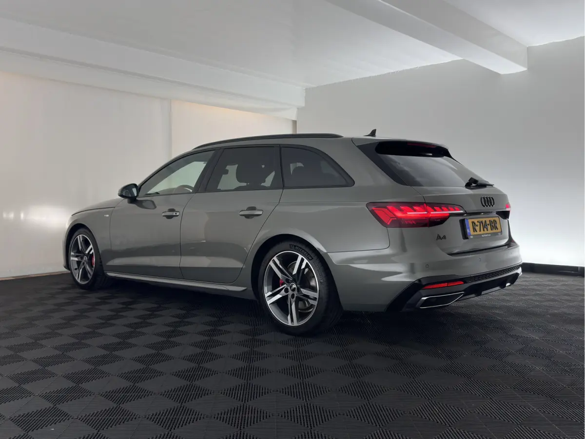 40 TFSI S edition (INCL.BTW) Aut. *LEATHER-MICROFIBRE | FULL-LED | HEATED-SPORTSEATS | KEYLESS | DIGI-COCKPIT | AMBIENT-LIGHT | NAVI-FULLMAP | PRIVACY-GLASS | SHIFT-PADDLES | ECC | PDC | CRU