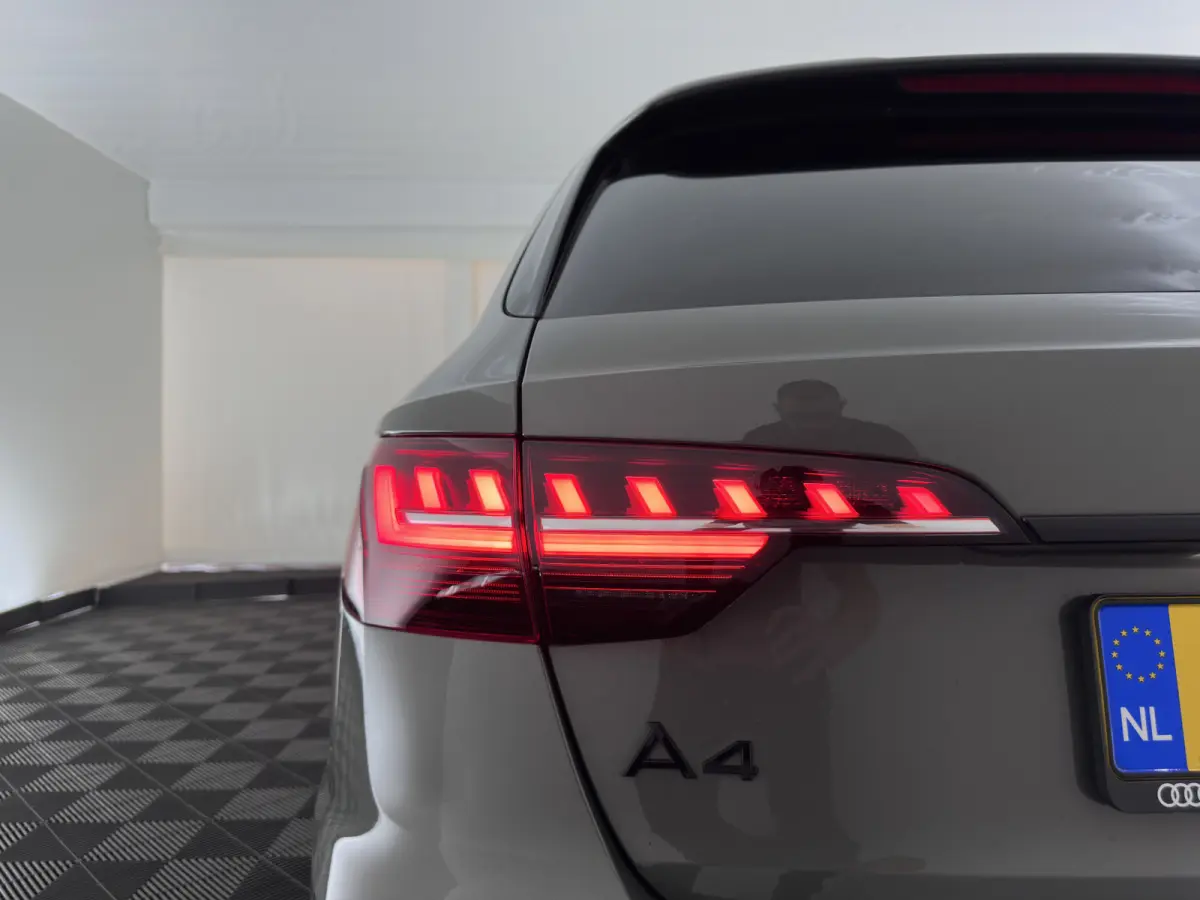 40 TFSI S edition (INCL.BTW) Aut. *LEATHER-MICROFIBRE | FULL-LED | HEATED-SPORTSEATS | KEYLESS | DIGI-COCKPIT | AMBIENT-LIGHT | NAVI-FULLMAP | PRIVACY-GLASS | SHIFT-PADDLES | ECC | PDC | CRU