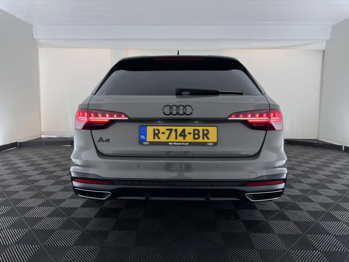 40 TFSI S edition (INCL.BTW) Aut. *LEATHER-MICROFIBRE | FULL-LED | HEATED-SPORTSEATS | KEYLESS | DIGI-COCKPIT | AMBIENT-LIGHT | NAVI-FULLMAP | PRIVACY-GLASS | SHIFT-PADDLES | ECC | PDC | CRU