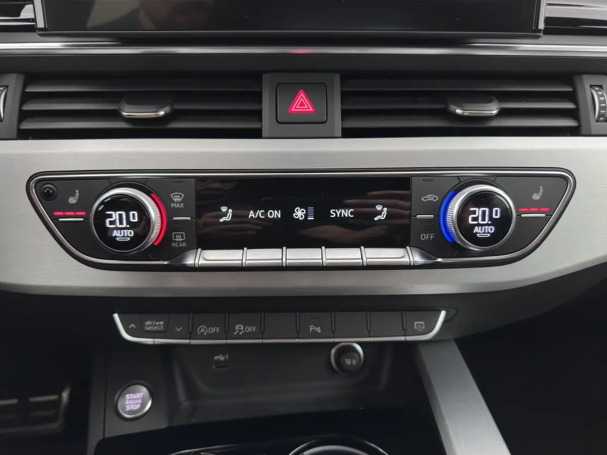 40 TFSI S edition (INCL.BTW) Aut. *LEATHER-MICROFIBRE | FULL-LED | HEATED-SPORTSEATS | KEYLESS | DIGI-COCKPIT | AMBIENT-LIGHT | NAVI-FULLMAP | PRIVACY-GLASS | SHIFT-PADDLES | ECC | PDC | CRU