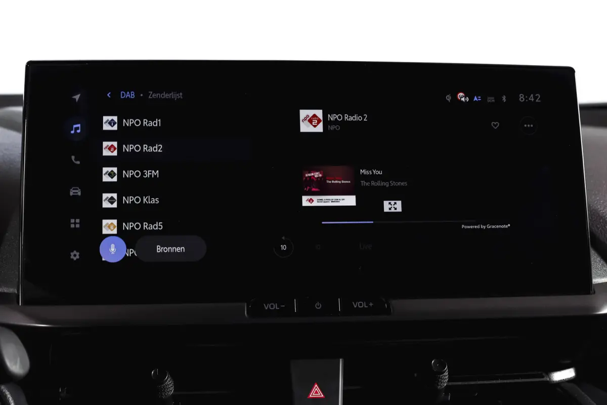 1.8 Hybrid 140 Dynamic | Dig. Cockpit | Adapt. Cruise | Winterpakket | PDC | Camera | NAV + App. Connect | ECC | DAB | LM 18" | 2473