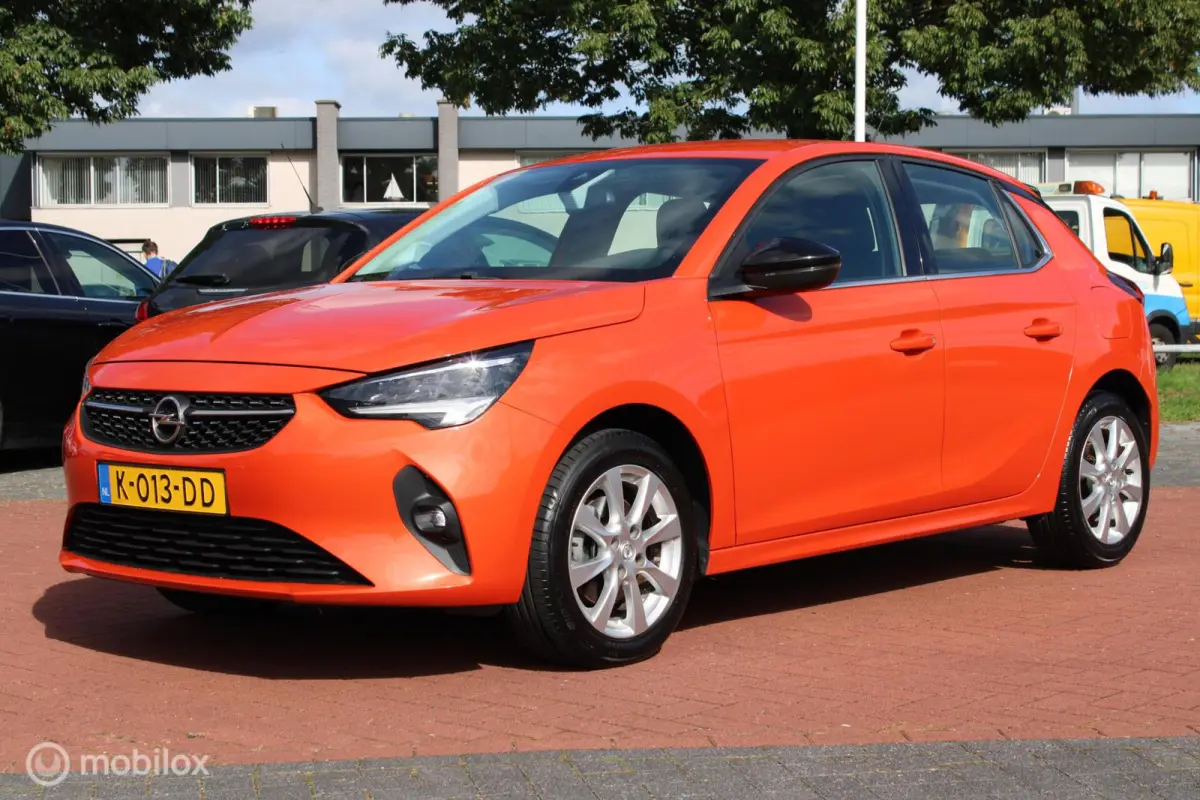 1.2 100 PK Turbo Elegance, App connect, Full led verlichting, Cruise, 4 Nieuwe banden, Half leer/stof, Lichtmetalen velgen