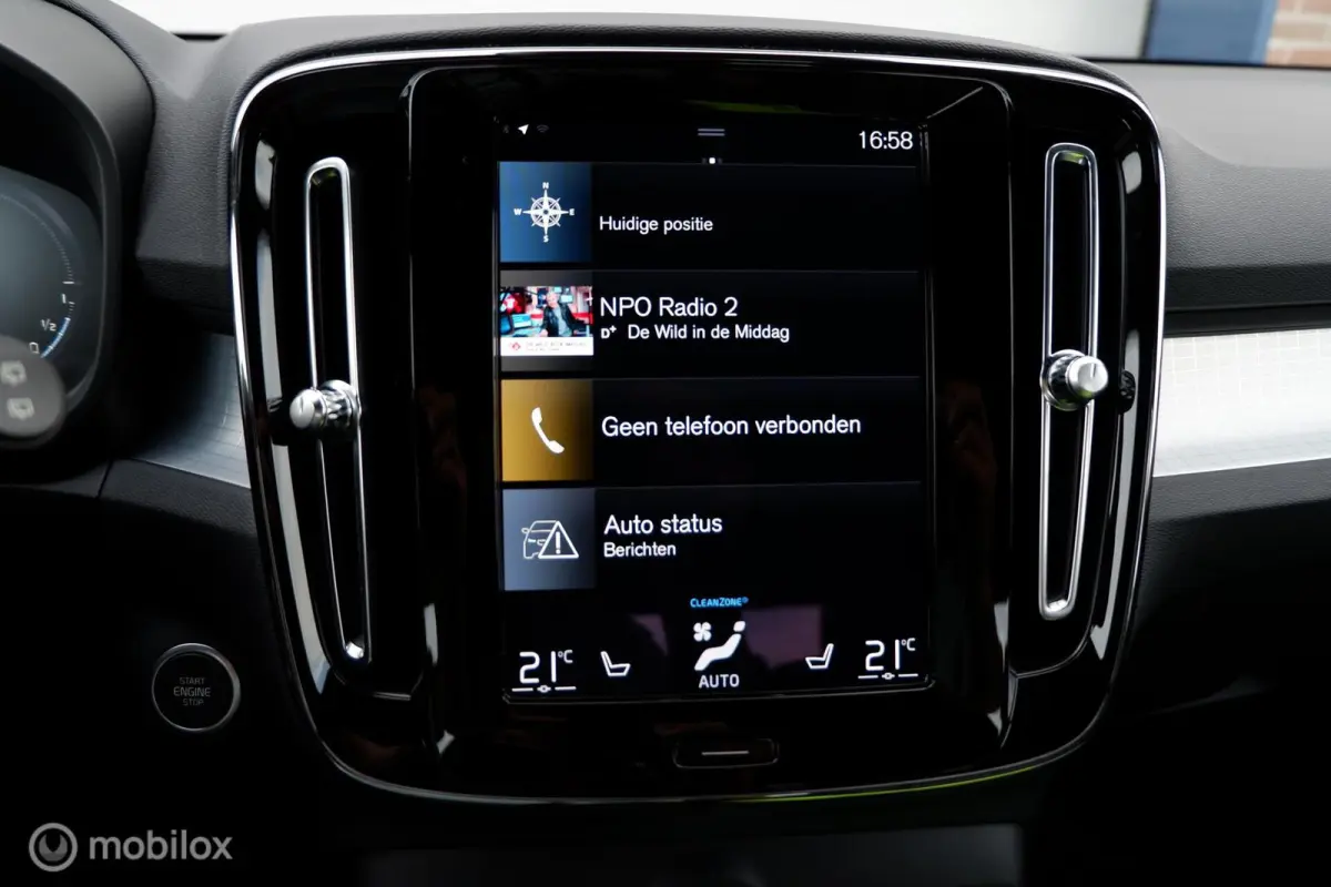 MY24 T4 211PK PLUG IN HYBRID PLUS DARK | HARMAN KARDON | CAMERA | THK | 19INCH
