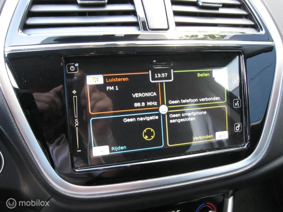 1.0 Boosterjet Exclusive Clima Navi Cruise 1e Eigenaar NL auto