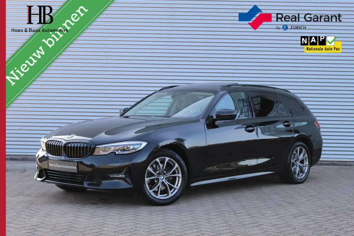 320i High Executive Pano/Leder/Camera/Stoelverw