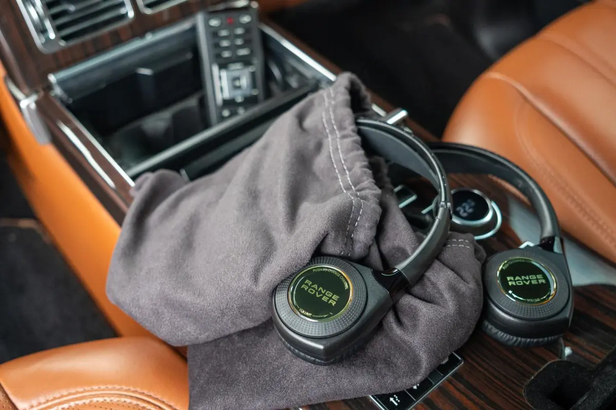 4.4 SDV8 Autobiography|4 Zitter|Prominent|Soft Close|Brembo|Alcantara|Panoramadak|Meridian|Minutieus Onderhouden|UNIEK