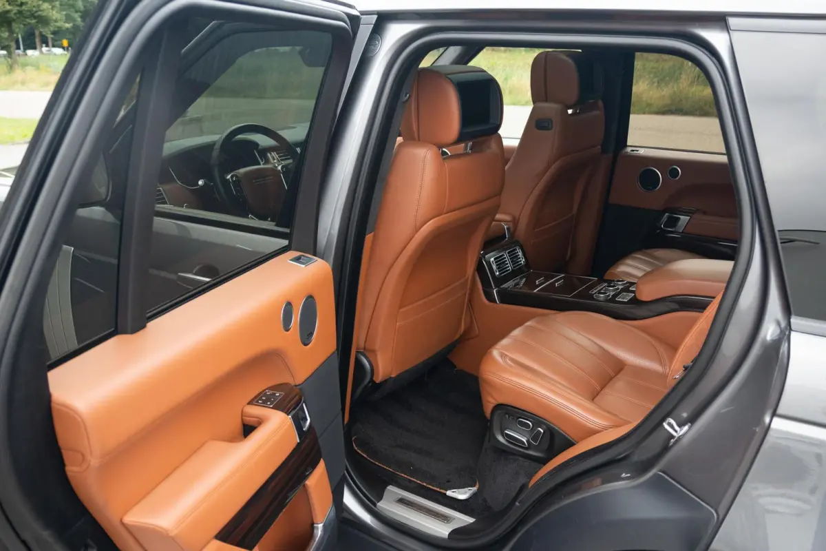 4.4 SDV8 Autobiography|4 Zitter|Prominent|Soft Close|Brembo|Alcantara|Panoramadak|Meridian|Minutieus Onderhouden|UNIEK
