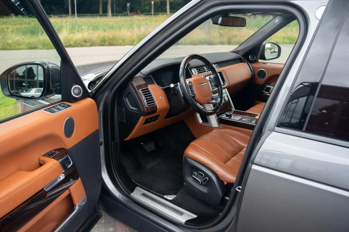 4.4 SDV8 Autobiography|4 Zitter|Prominent|Soft Close|Brembo|Alcantara|Panoramadak|Meridian|Minutieus Onderhouden|UNIEK