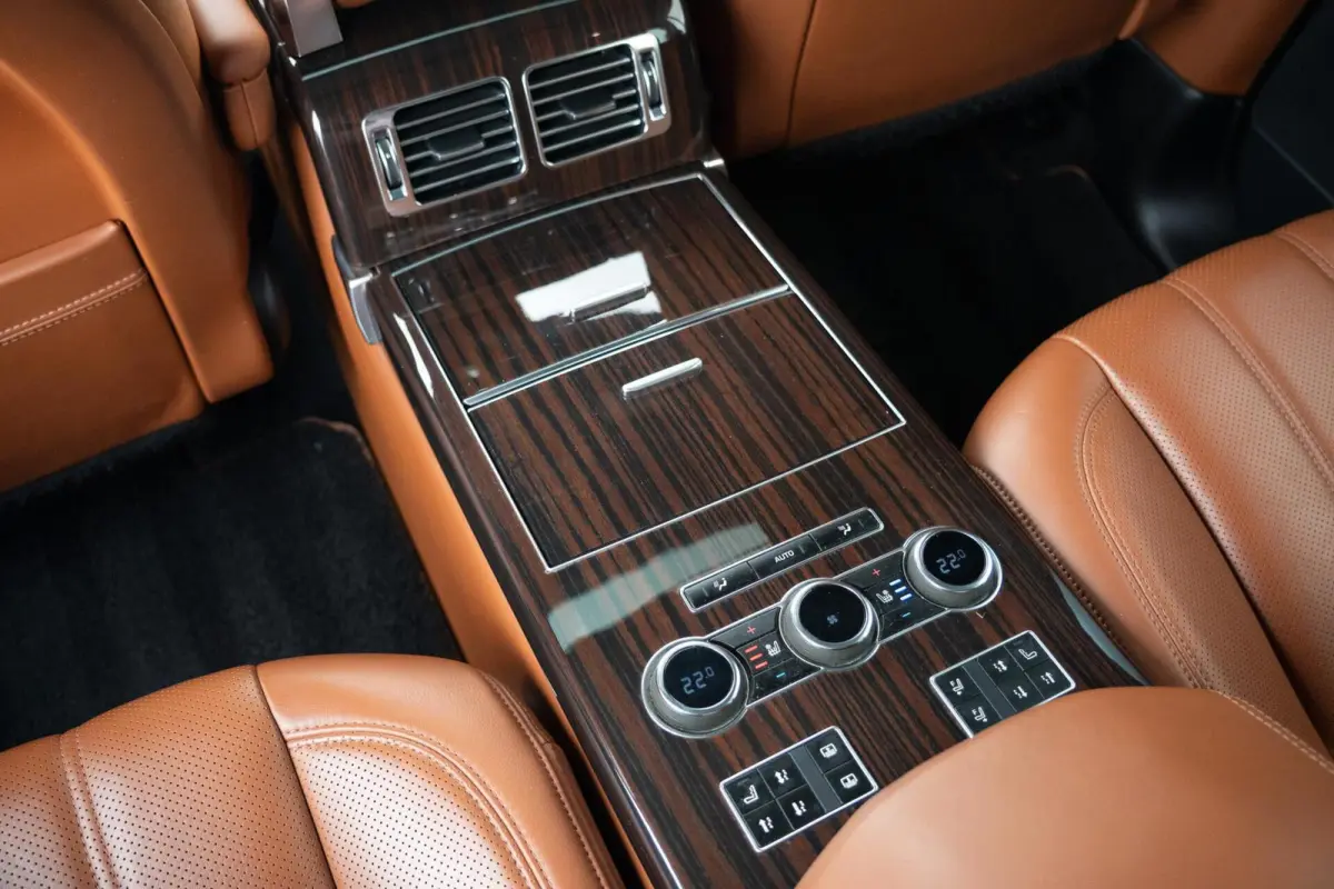 4.4 SDV8 Autobiography|4 Zitter|Prominent|Soft Close|Brembo|Alcantara|Panoramadak|Meridian|Minutieus Onderhouden|UNIEK