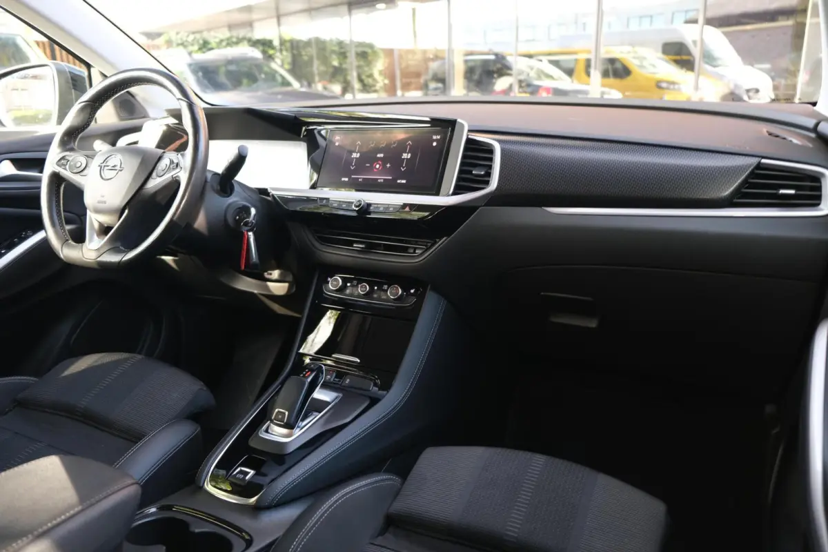 1.2 Turbo Level 4|Rijklaar!|Nieuwe Distributieriem|Stuur+Stoelverwarming|Carplay|AndroidAuto|Digitaal Dashboard|