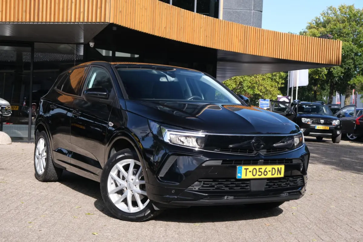 1.2 Turbo Level 4|Rijklaar!|Nieuwe Distributieriem|Stuur+Stoelverwarming|Carplay|AndroidAuto|Digitaal Dashboard|