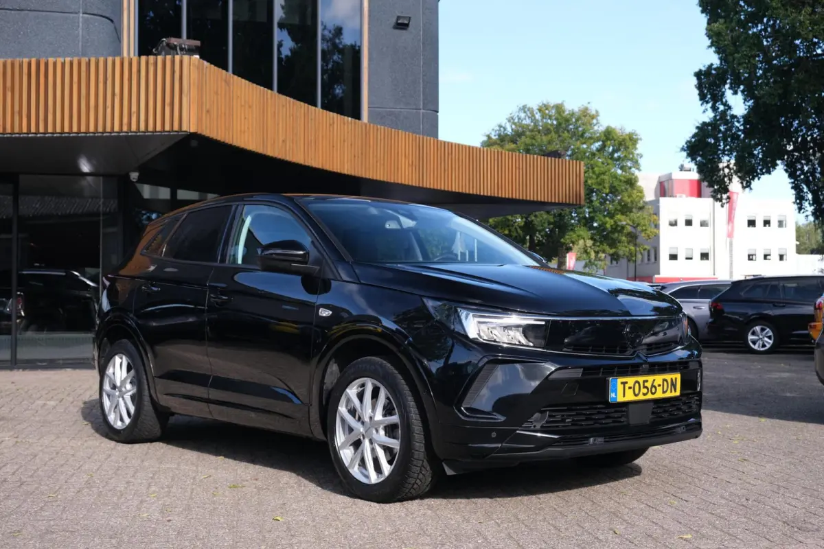1.2 Turbo Level 4|Rijklaar!|Nieuwe Distributieriem|Stuur+Stoelverwarming|Carplay|AndroidAuto|Digitaal Dashboard|