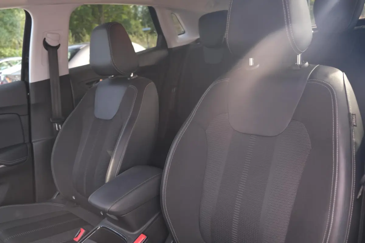1.2 Turbo Level 4|Rijklaar!|Nieuwe Distributieriem|Stuur+Stoelverwarming|Carplay|AndroidAuto|Digitaal Dashboard|