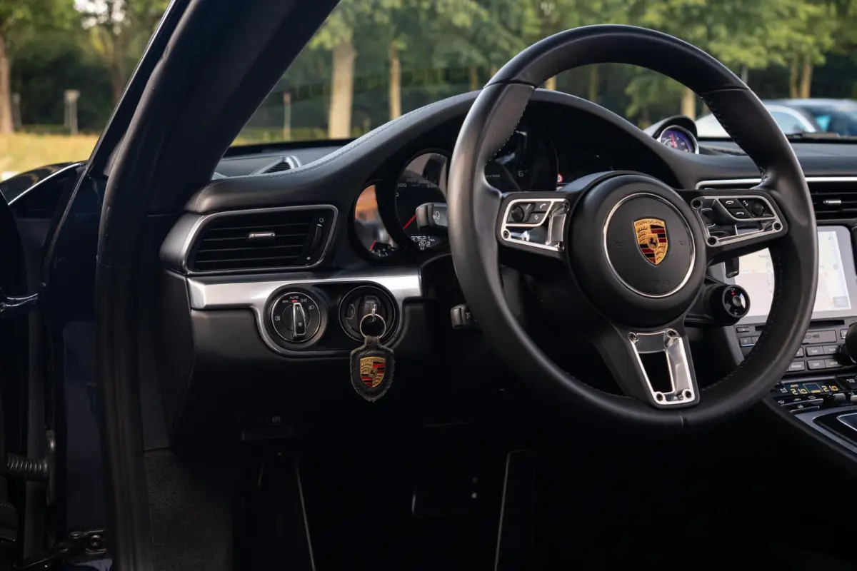 991.2 3.0 Carrera 991.2 PDK | Org. NL | 2 eig. | BOSE | Sport Chrono | Panoramadak | Sportuitlaat | SportDesign | Dealer Onderhouden