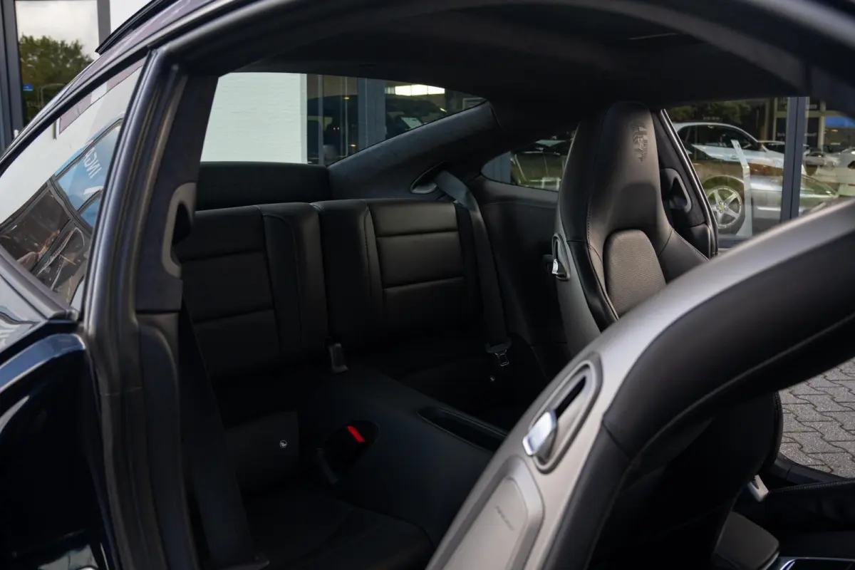 991.2 3.0 Carrera 991.2 PDK | Org. NL | 2 eig. | BOSE | Sport Chrono | Panoramadak | Sportuitlaat | SportDesign | Dealer Onderhouden